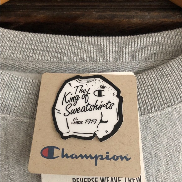 SOLD SOLD SOLD Champion Reverse Weave Sweatshirt - Picture 7 of 7